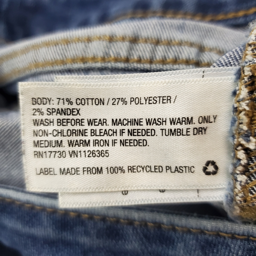 Distressed Universal Thread Mid Rise Jegging - Picture 11 of 12